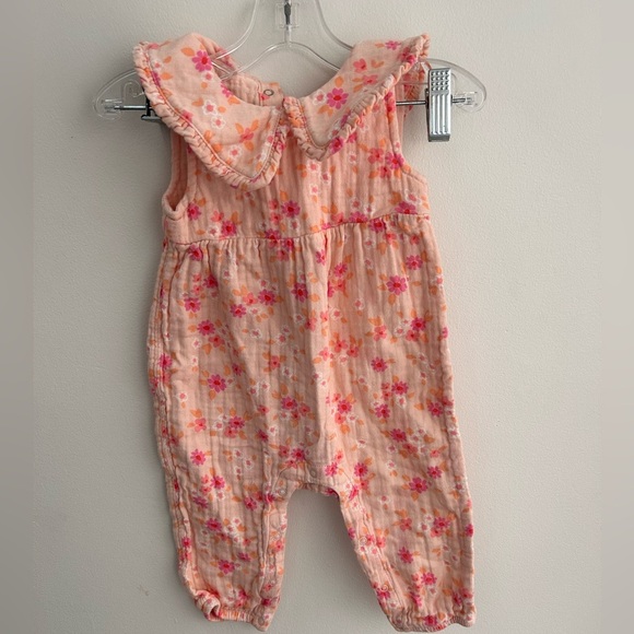 Cat and Jack Spring romper - Picture 1 of 3